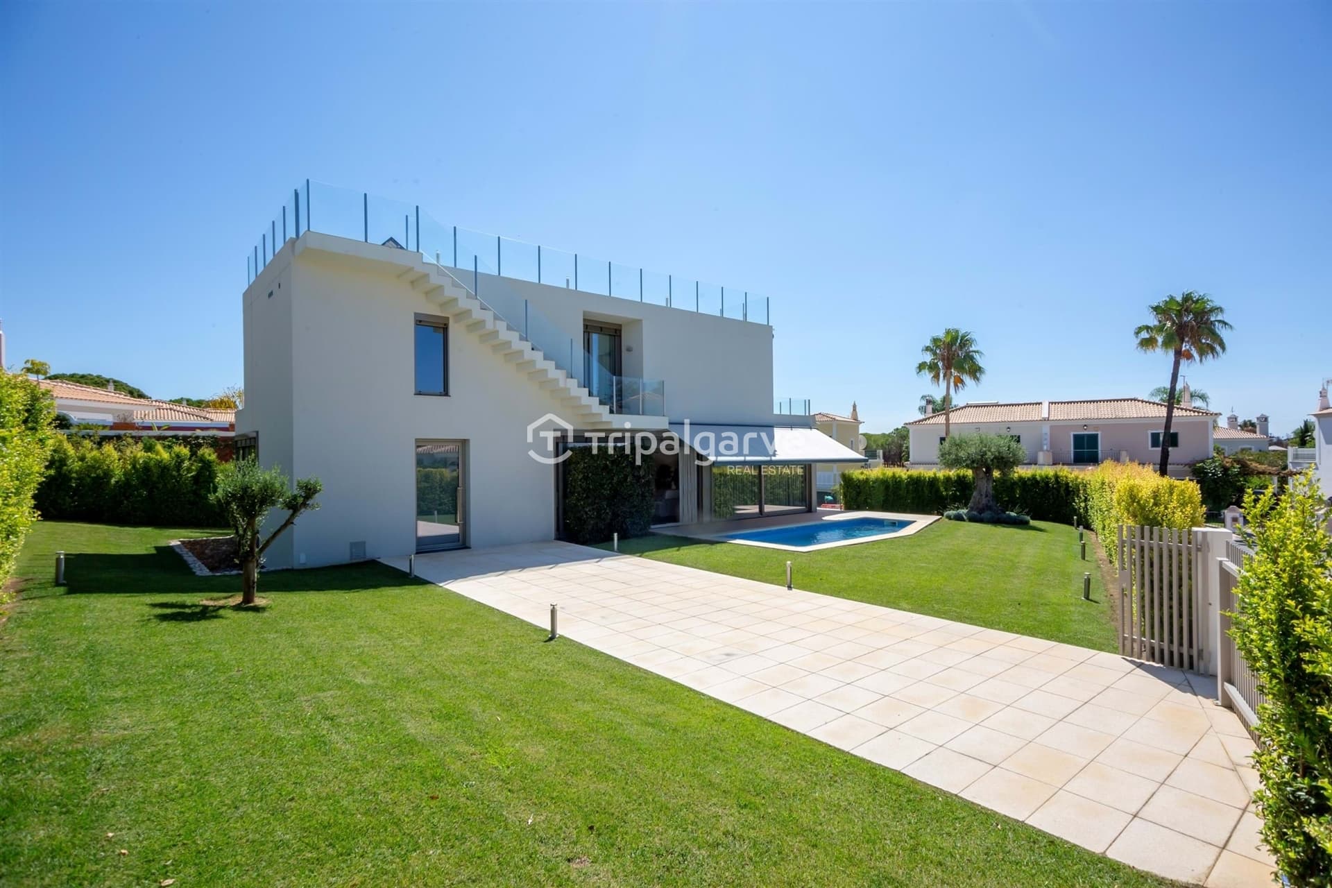 House T4