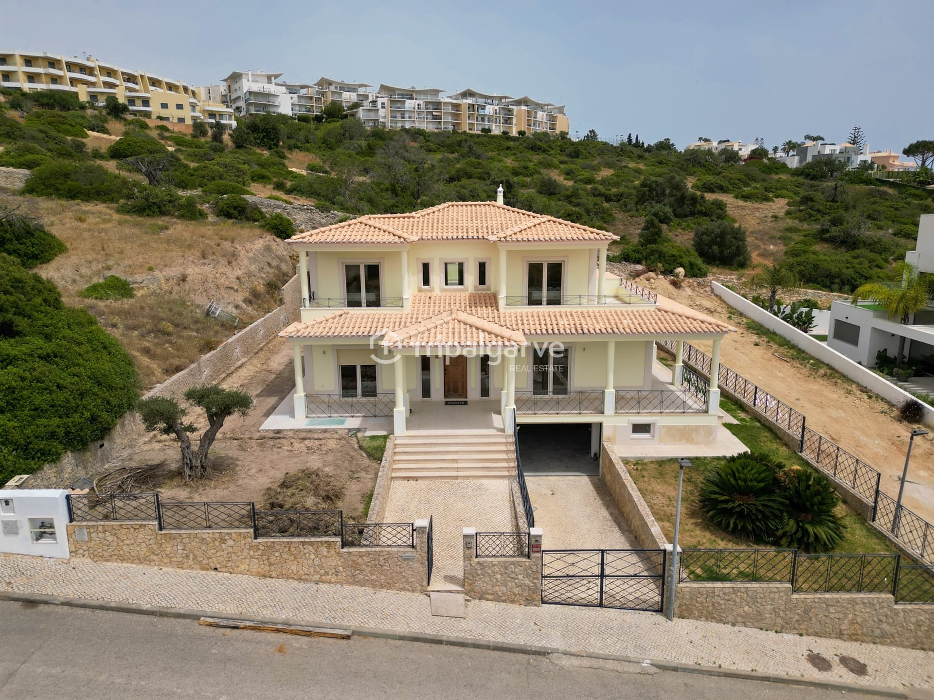 Detached house T4